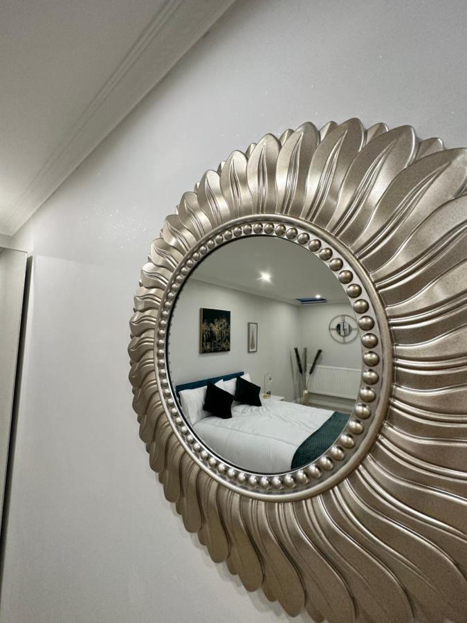 Luxury Studio Apartment Harrow on the Hill Buitenkant foto