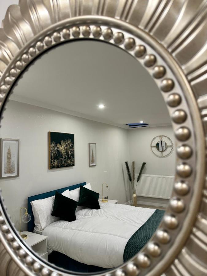 Luxury Studio Apartment Harrow on the Hill Buitenkant foto