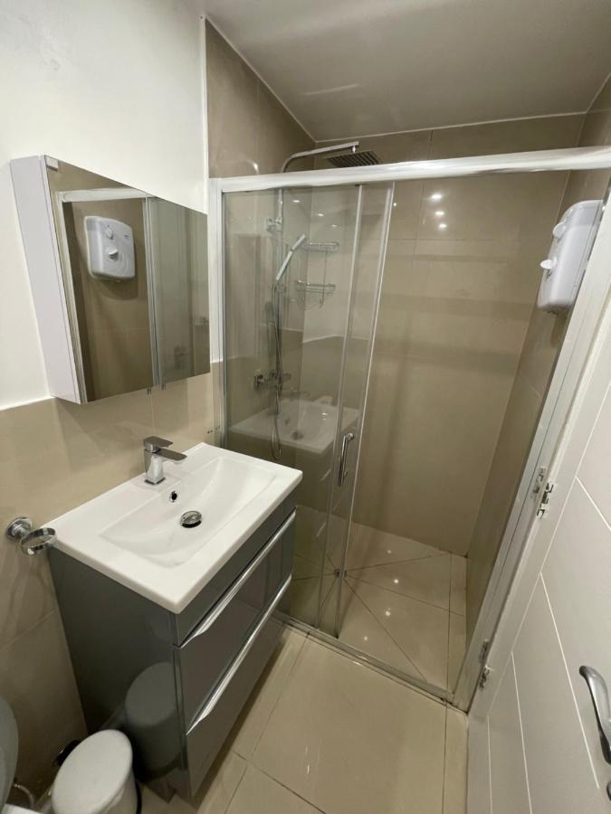 Luxury Studio Apartment Harrow on the Hill Buitenkant foto