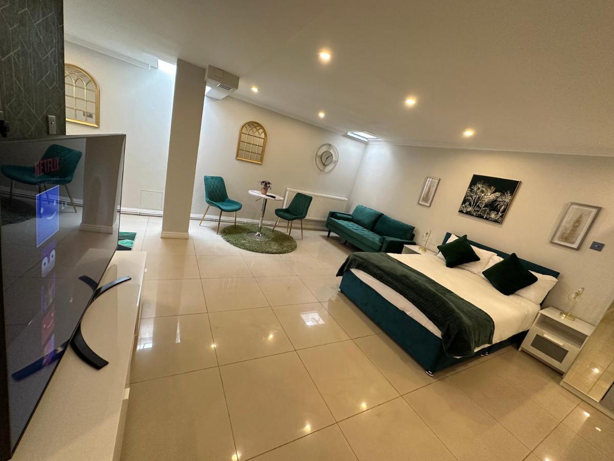 Luxury Studio Apartment Harrow on the Hill Buitenkant foto