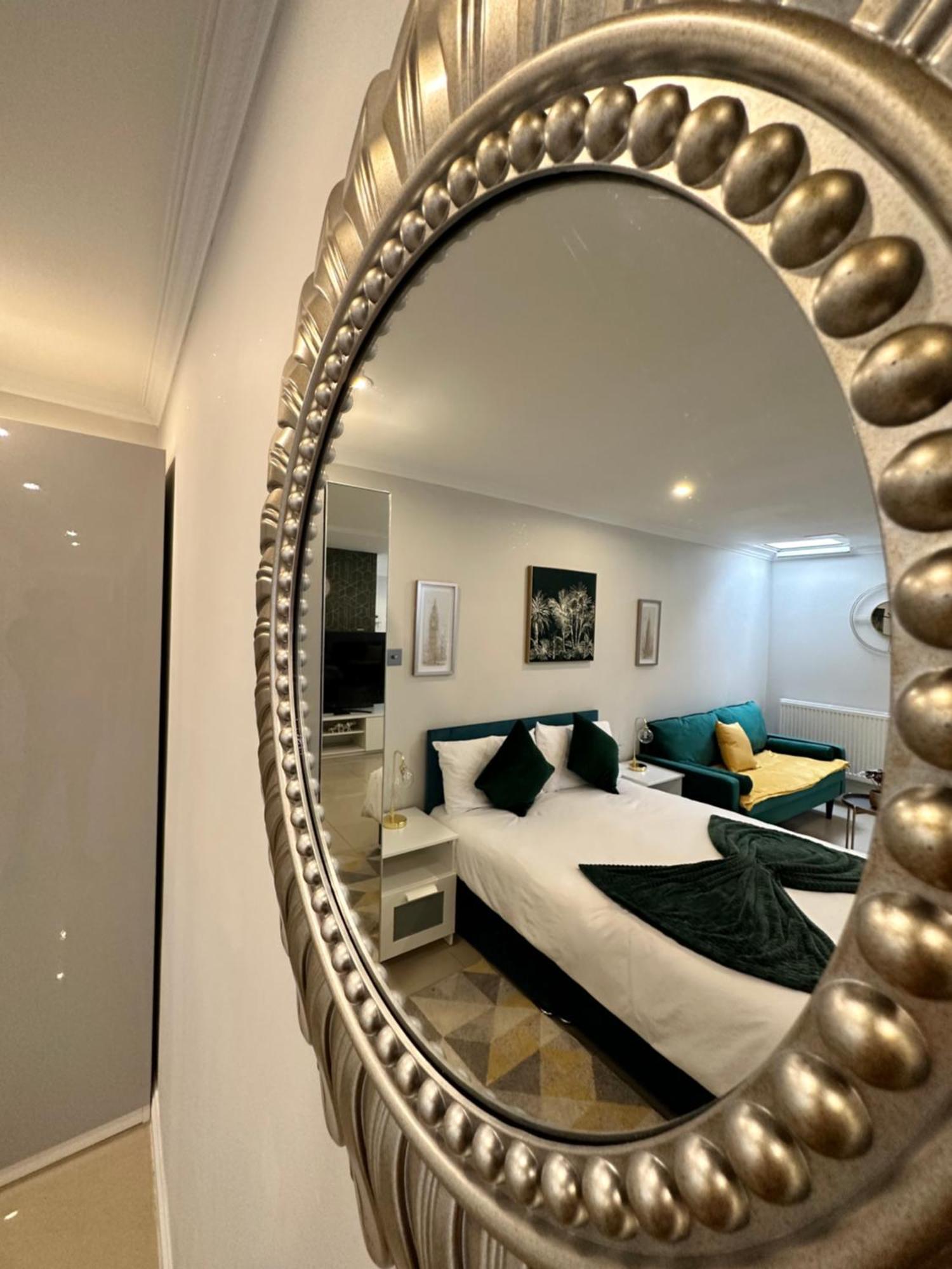Luxury Studio Apartment Harrow on the Hill Buitenkant foto